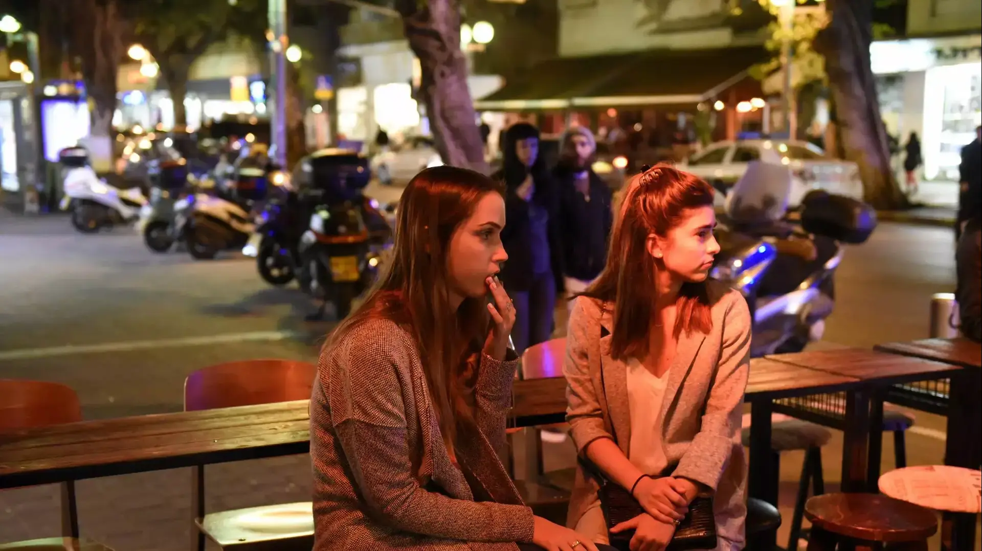 פתיחתו מחדש של פאב הסימטא, לאחר פיגוע הירי. ינואר 2016 פתיחתו מחדש של פאב הסימטא, לאחר פיגוע הירי. ינואר 2016