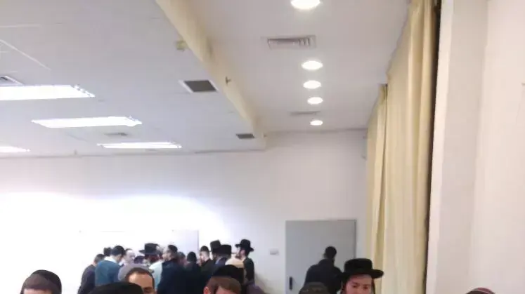 אירוע למכירת כלי נשק בביתר עילית, 6 בינואר 2016 אירוע למכירת כלי נשק בביתר עילית, 6 בינואר 2016