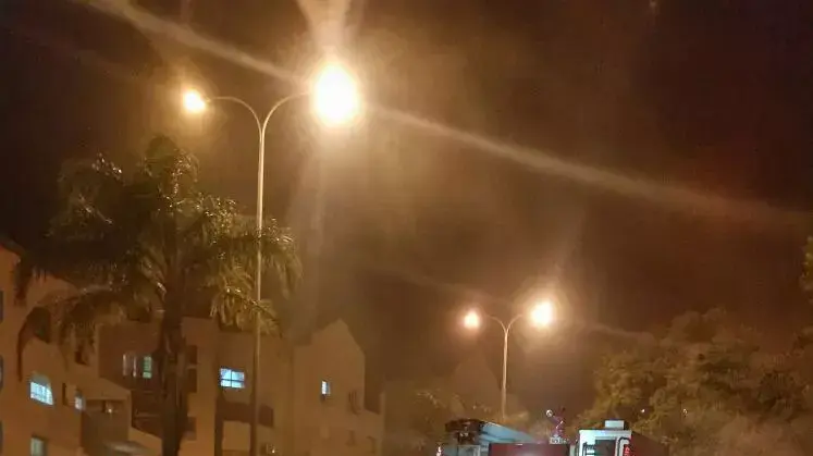 שריפת פחים בבית שמש במחאה על נתיחת גופת נכדו של ראש העיר. 8 בינואר 2016. שריפת פחים בבית שמש במחאה על נתיחת גופת נכדו של ראש העיר. 8 בינואר 2016.