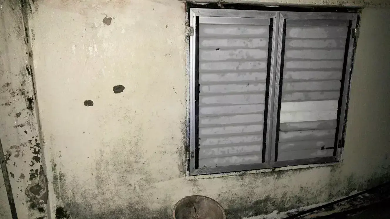 סימני ירי במבנה בערערה שבו חוסל נשאת מלחם, המחבל שביצע את פיגוע הירי בתל אביב