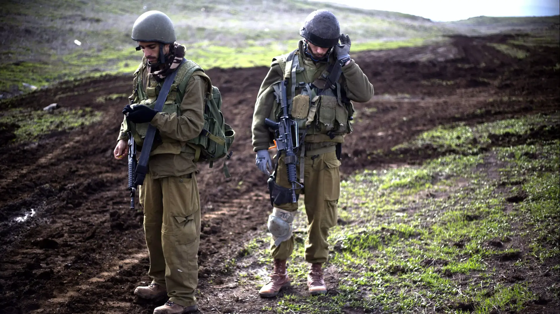 חיילי מילואים מהשריון במהלך תרגיל צבאי ברמת הגולן. ינואר 2016