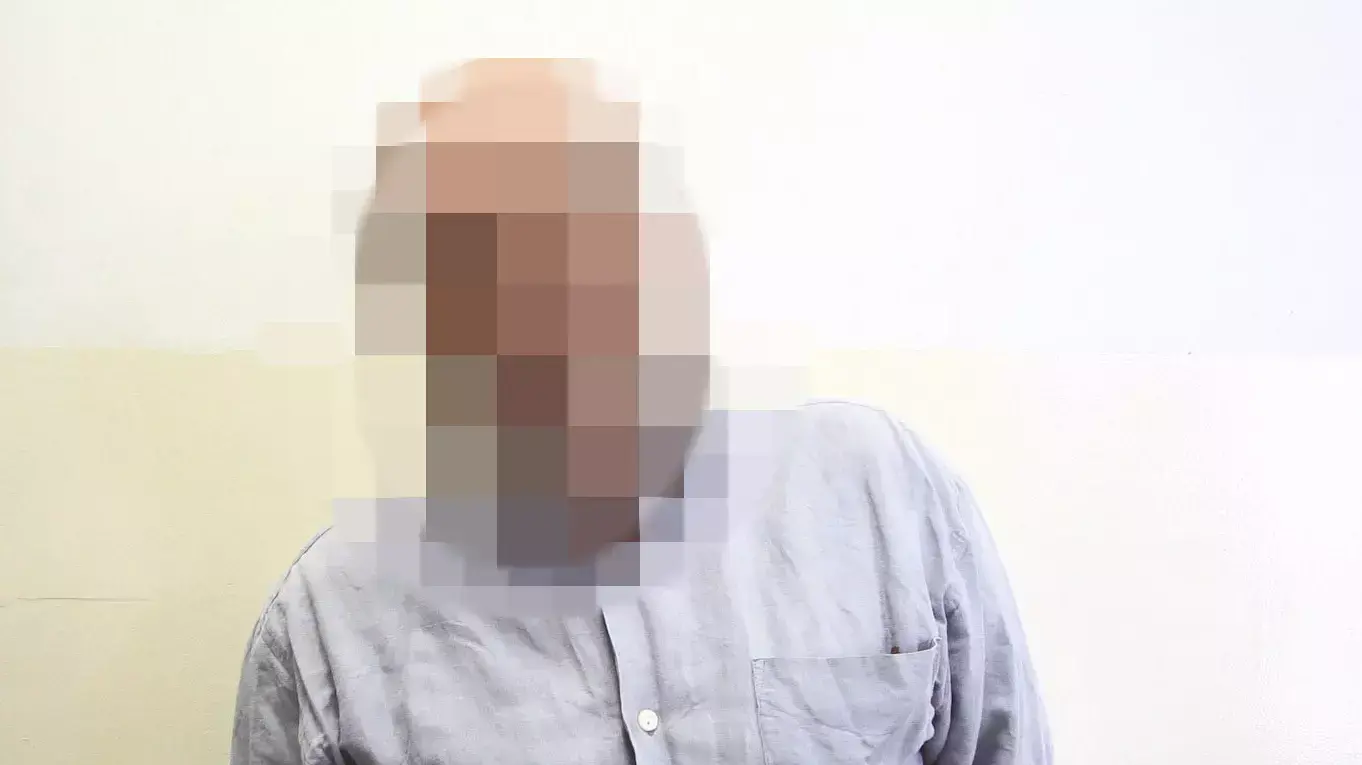 אדם החשוד בקשירת קשר לביצוע פשע