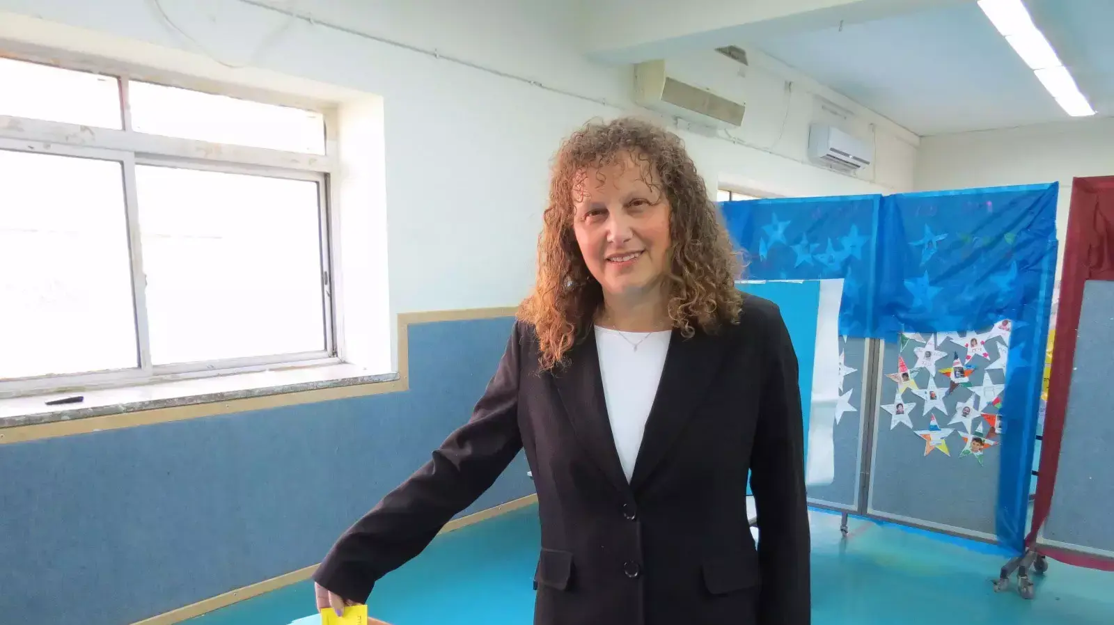 שירה אבין מועמד לראשות עיריית רמת השרון ביום הבחירות לראשות העירייה 12 דצמר 2016 שירה אבין מועמד לראשות עיריית רמת השרון ביום הבחירות לראשות העירייה 12 דצמר 2016