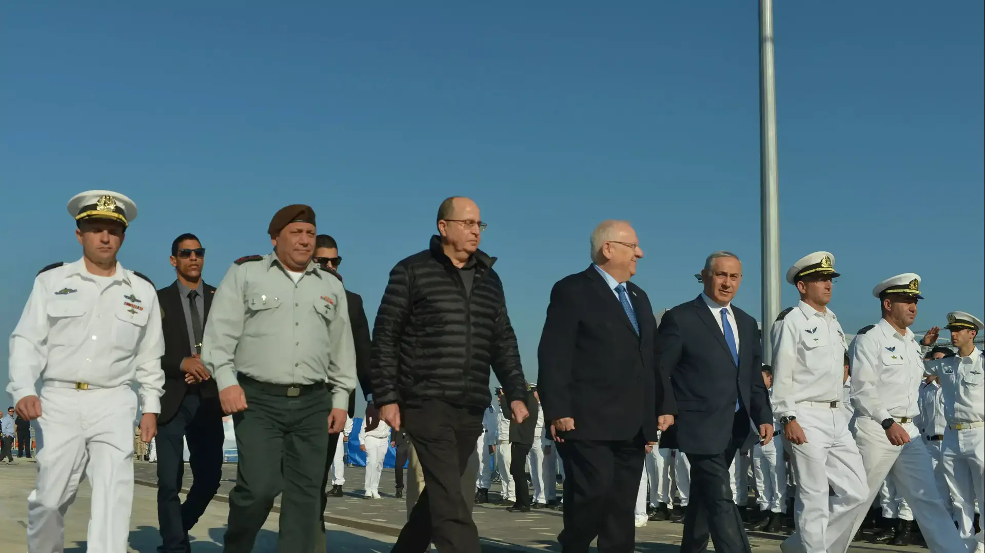 בנימין נתניהו ביבי צוללת צוללות חיל הים אחי רהב אח"י רהב בנימין נתניהו ביבי צוללת צוללות חיל הים אחי רהב אח"י רהב