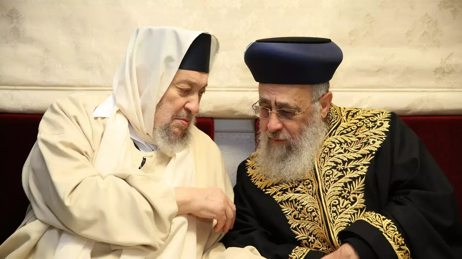 הבאבא ברוך הרב הראשי הספרדי יצחק יוסף בהילולת הבאבא סאלי בנתיבות. 13 בינואר 2016. הבאבא ברוך הרב הראשי הספרדי יצחק יוסף בהילולת הבאבא סאלי בנתיבות. 13 בינואר 2016.