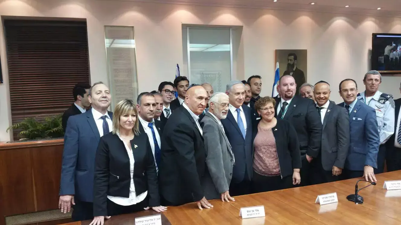 הורים שכולים מתארחים בביתו של ראש הממשלה בנימין נתניהו, ינואר 2016 הורים שכולים מתארחים בביתו של ראש הממשלה בנימין נתניהו, ינואר 2016