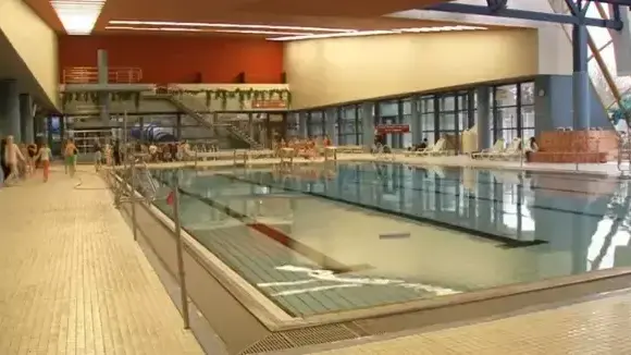 בריכה ציבורית בבורנהיים שבגרמניה אסרה כניסה על מבקשי מקלט 15 ינואר 2016
