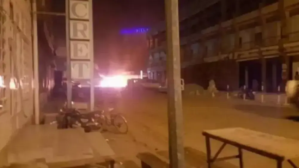 מתקפת טרור של אל-קאעדה על בית מלון בבירת בורקינה פאסו, ואגאדוגו, 16 בינואר 2016 מתקפת טרור של אל-קאעדה על בית מלון בבירת בורקינה פאסו, ואגאדוגו, 16 בינואר 2016