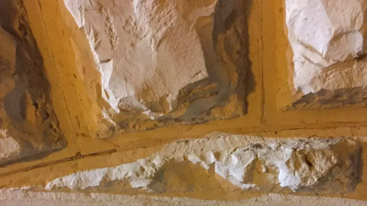 כתובות נאצה שנכתבו על מנזר הדורמיציון שבירושלים, ינואר 2016 כתובות נאצה שנכתבו על מנזר הדורמיציון שבירושלים, ינואר 2016