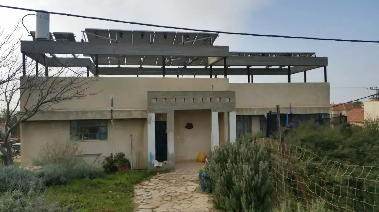 הבית בעתניאל בו נרצחה דפנה מאיר ז"ל הבית בעתניאל בו נרצחה דפנה מאיר ז"ל