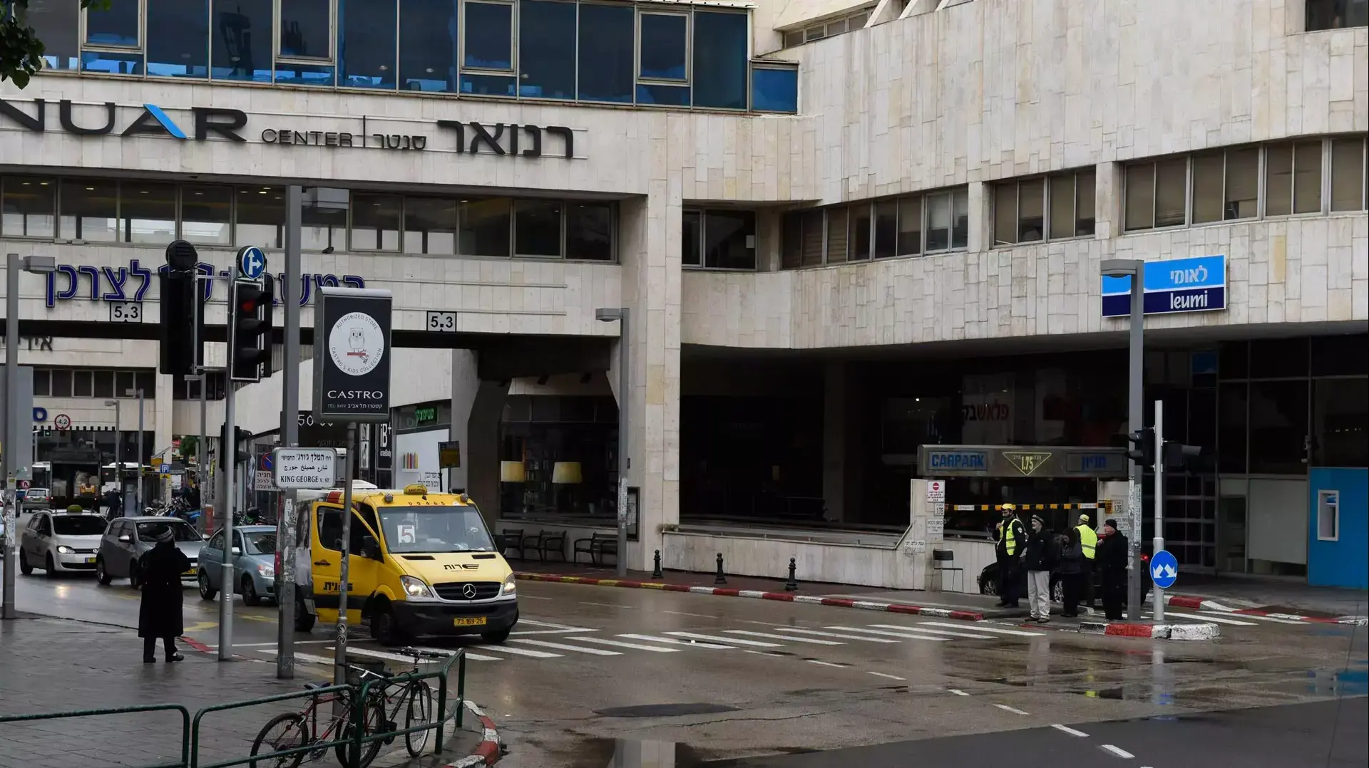 צומת דיזינגוף סנטר בה בוצע הפיגוע לפני 20 שנה באפריל 1996, ינואר 2016 צומת דיזינגוף סנטר בה בוצע הפיגוע לפני 20 שנה באפריל 1996, ינואר 2016