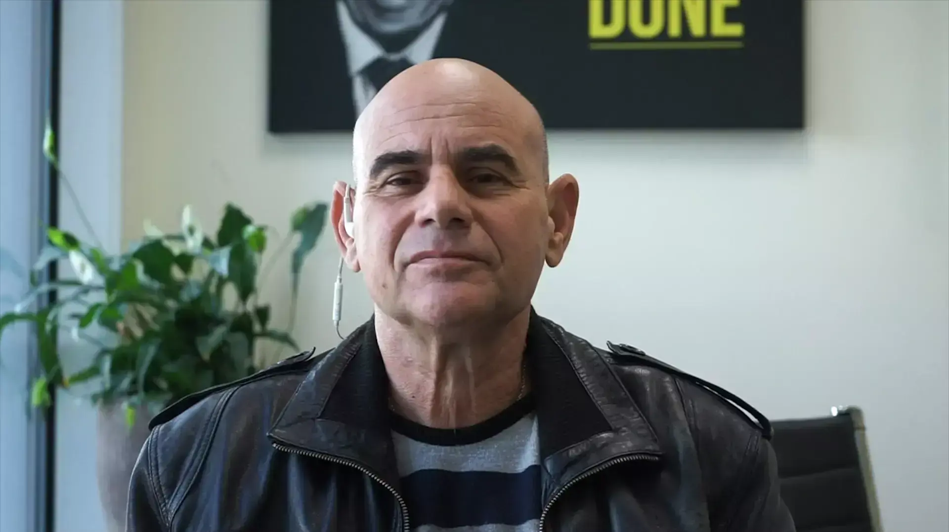 יעקב מנדל על אחינועם ניני יעקב מנדל על אחינועם ניני