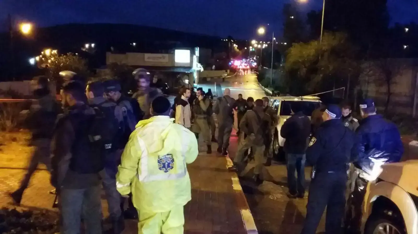 פיגוע דקירה במכולת בבית חורון פיגוע דקירה במכולת בבית חורון