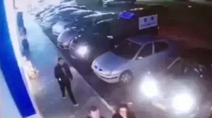 תיעוד מחבל עוקב אחרי זוג לפני פיגוע דקירה בתחנת דלק בסמוך להתנחלות גבעת זאב, ינואר 2016 תיעוד מחבל עוקב אחרי זוג לפני פיגוע דקירה בתחנת דלק בסמוך להתנחלות גבעת זאב, ינואר 2016