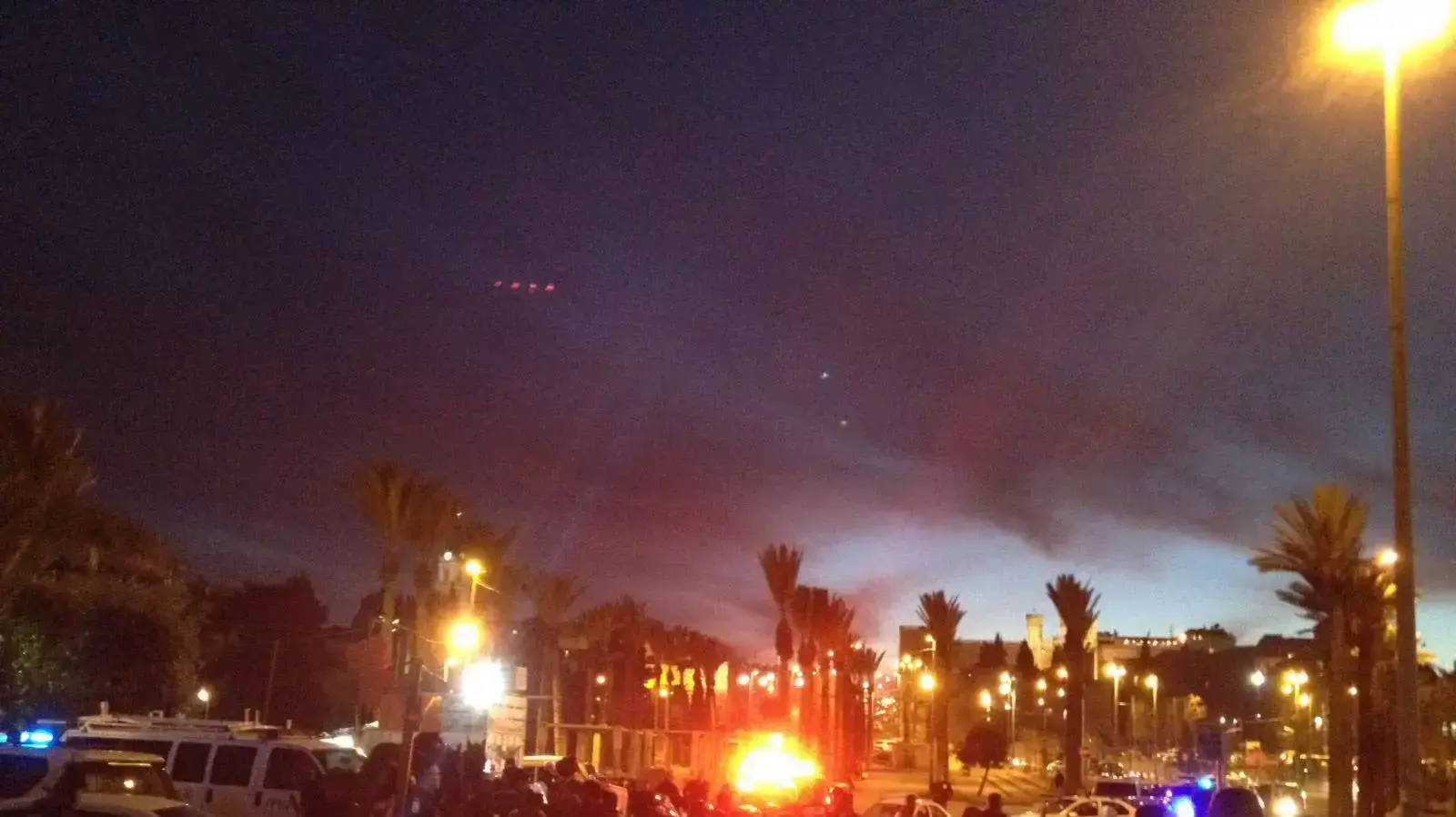 חשד לפיגוע דקירה בשער שכם בירושלים 30 בינואר 2016 חשד לפיגוע דקירה בשער שכם בירושלים 30 בינואר 2016