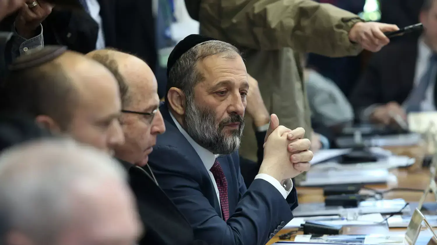 שר הכלכלה אריה דרעי. ישיבת ממשלה, 31 בינואר 2016