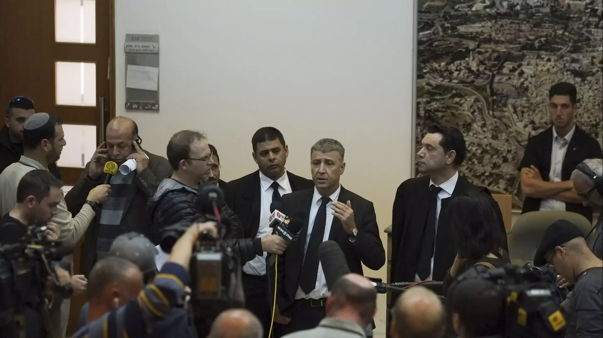 גזר דין לרוצח ומחמד אבו חדיר, בית המשפט המחוזי ירושלים. 4 בפברואר 2016 גזר דין לרוצח ומחמד אבו חדיר, בית המשפט המחוזי ירושלים. 4 בפברואר 2016
