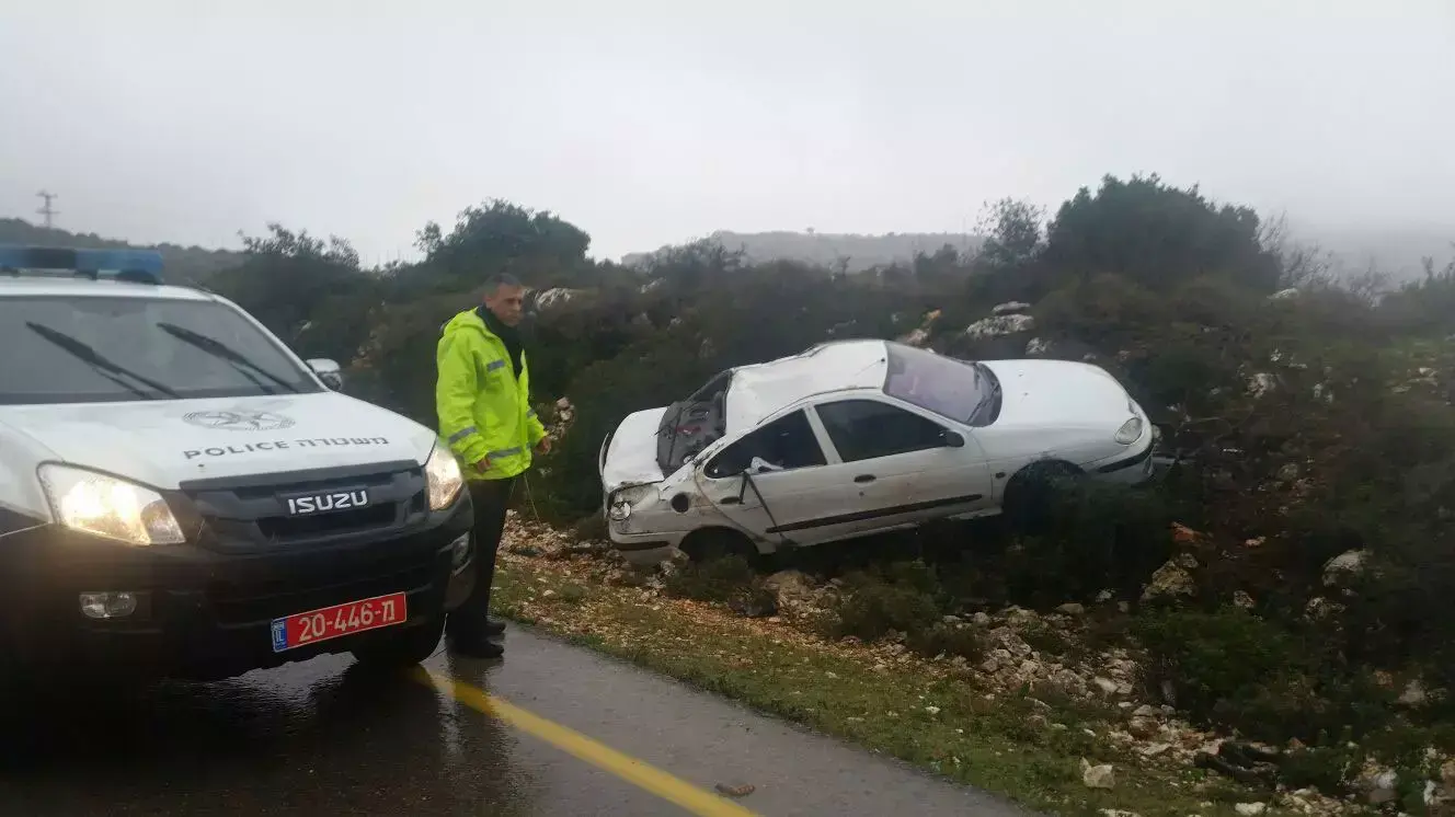 תאונת דרכים ביישוב לבון ליד כרמיאל 6 פברואר 2016 תאונת דרכים ביישוב לבון ליד כרמיאל 6 פברואר 2016