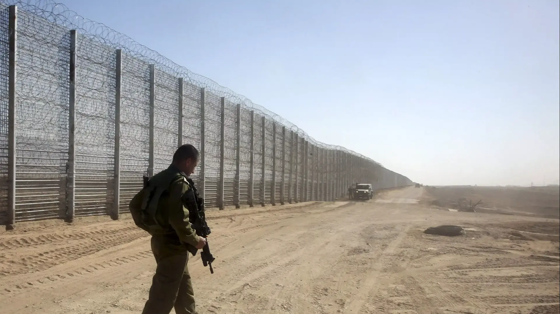 גדר הביטחון בגבול ישראל - ירדן. פברואר 2016 גדר הביטחון בגבול ישראל - ירדן. פברואר 2016