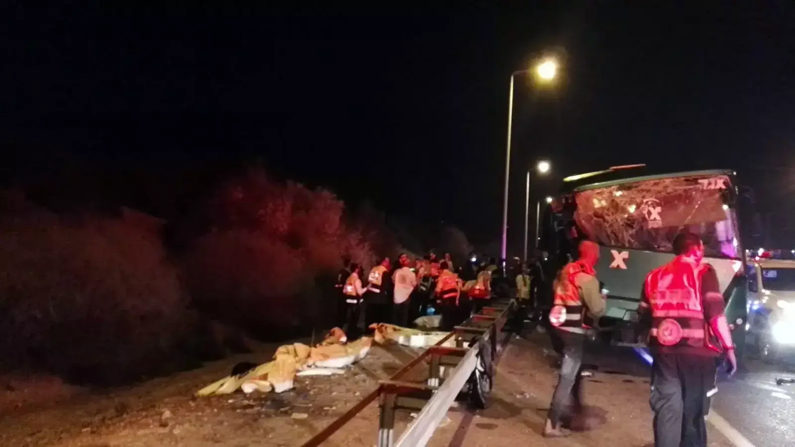 זירת תאונת דרכים בכביש 1, מחלף ענבה. 14 בפברואר 2016 זירת תאונת דרכים בכביש 1, מחלף ענבה. 14 בפברואר 2016