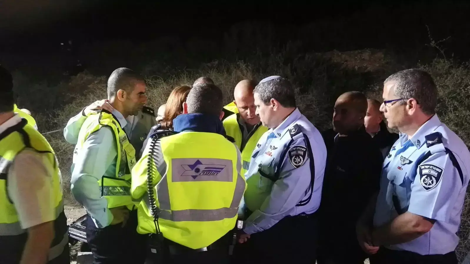 מפכ"ל המשטרה רוני אלשיך, זירת תאונת דרכים בכביש 1, מחלף ענבה. 14 בפברואר 2016 מפכ"ל המשטרה רוני אלשיך, זירת תאונת דרכים בכביש 1, מחלף ענבה. 14 בפברואר 2016
