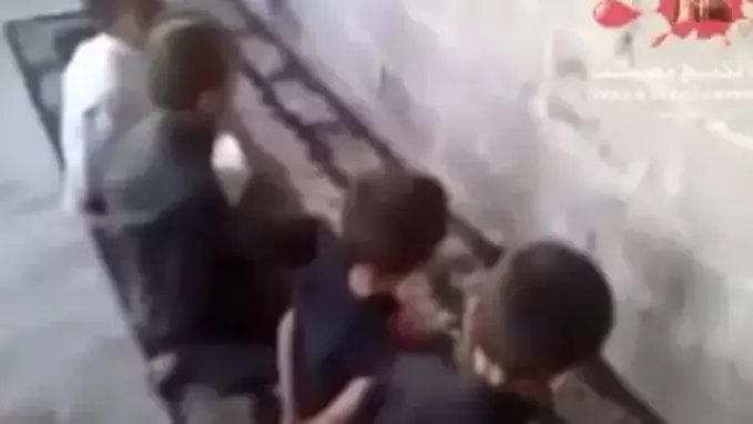 תיעוד של חיי התושבים בתוך מעוז דאעש, א-רקה שבסוריה תיעוד של חיי התושבים בתוך מעוז דאעש, א-רקה שבסוריה