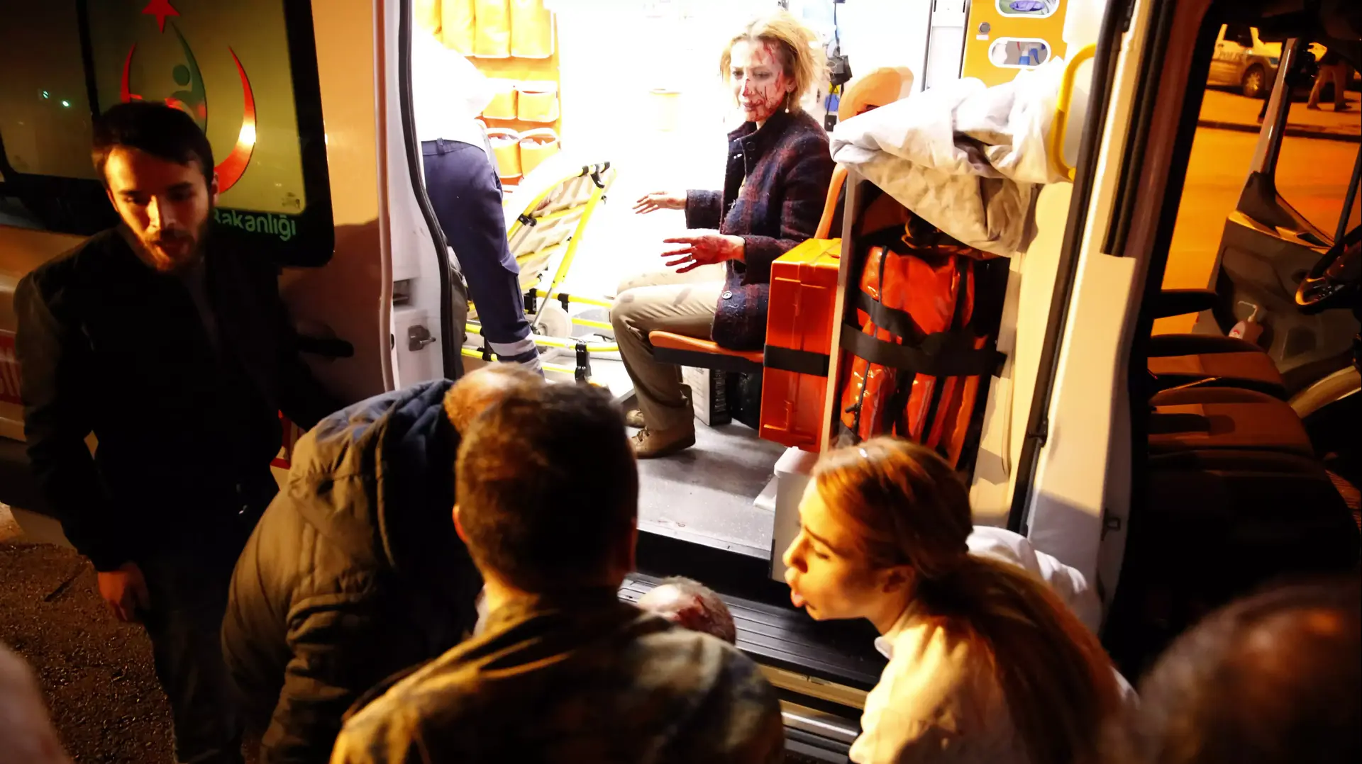 פיגוע טרור בבסיס צבאי באנקרה, בירת טורקיה. 17 בפברואר 2016. פיגוע טרור בבסיס צבאי באנקרה, בירת טורקיה. 17 בפברואר 2016.