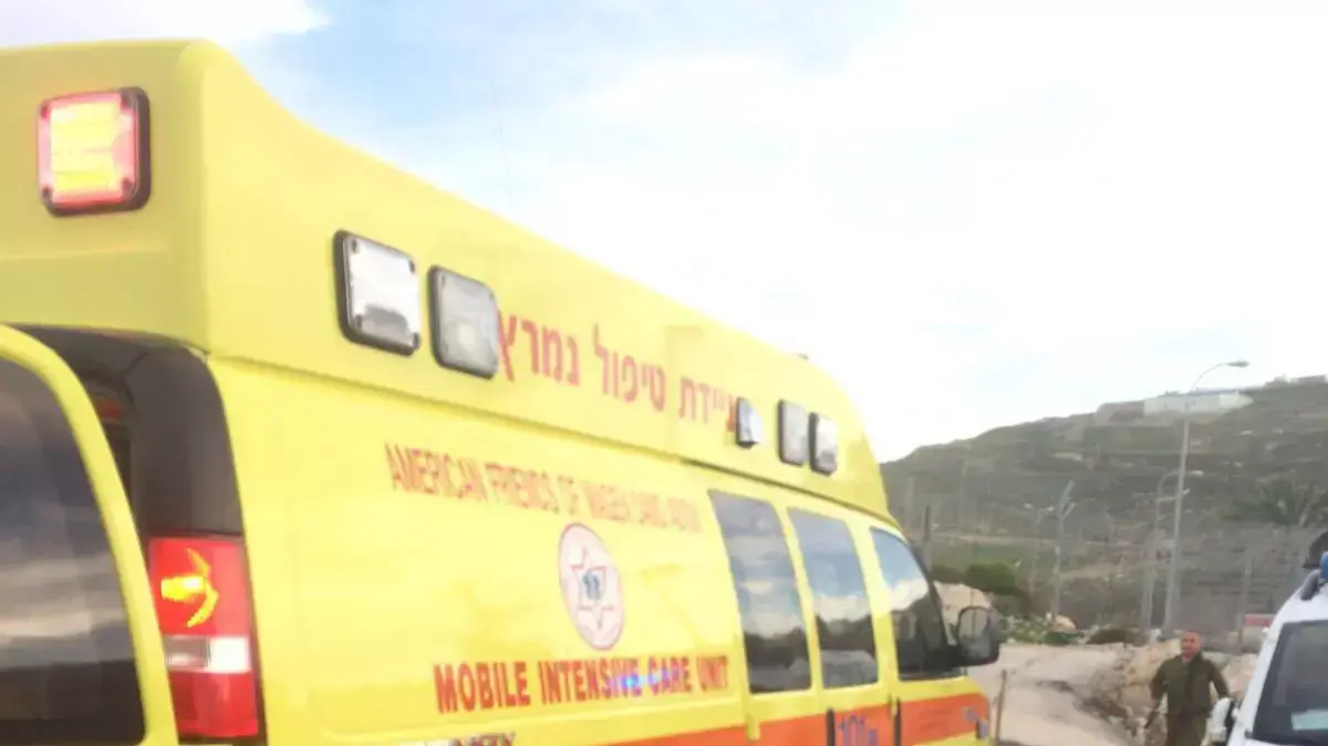 זירת פיגוע הדקירה בשער בנימין. פברואר 2016 זירת פיגוע הדקירה בשער בנימין. פברואר 2016