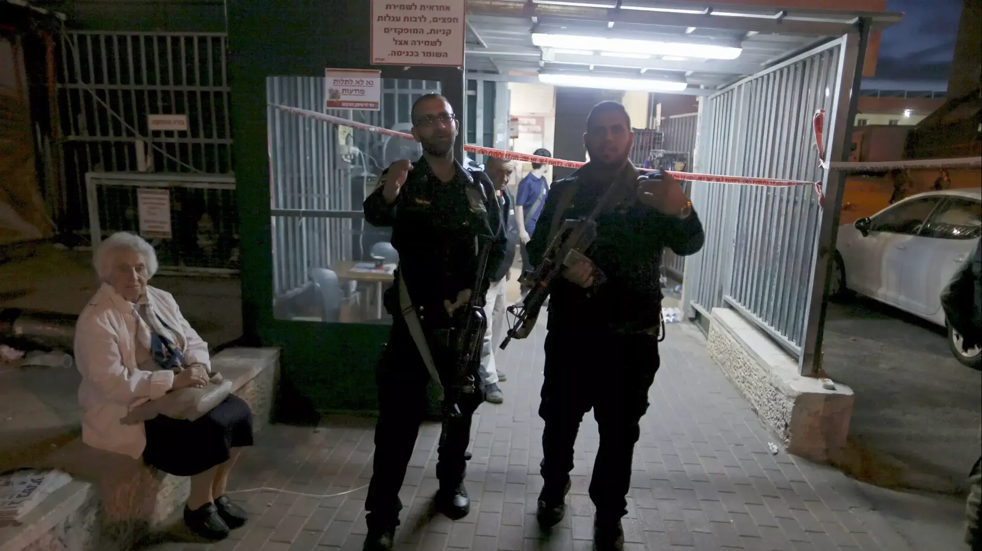 זירת פיגוע הדקירה בשער בנימין. פברואר 2016 זירת פיגוע הדקירה בשער בנימין. פברואר 2016