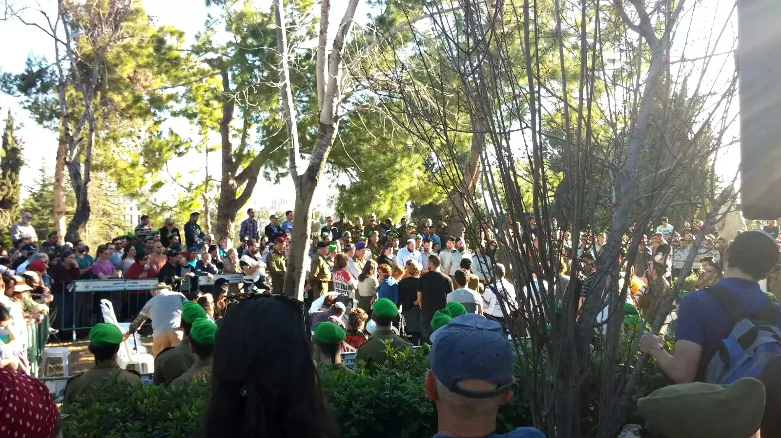 הלווייתו של טוביה ינאי ויסמן שנרצח בפיגוע בבנימין 19 פברואר 2016 הלווייתו של טוביה ינאי ויסמן שנרצח בפיגוע בבנימין 19 פברואר 2016