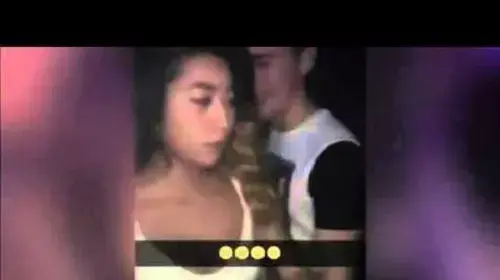 נערה מתמודדת עם מטרידן במועדון