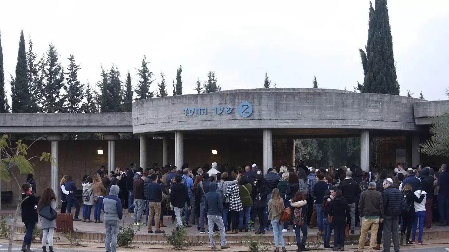 הלוויתה של הילית סובול בבית העלמין ירקון הלוויתה של הילית סובול בבית העלמין ירקון