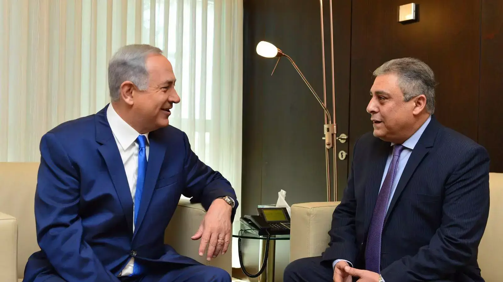 ראש הממשלה בנימין נתניהו ושגריר מצרים בישראל, חאזם חיירת ראש הממשלה בנימין נתניהו ושגריר מצרים בישראל, חאזם חיירת