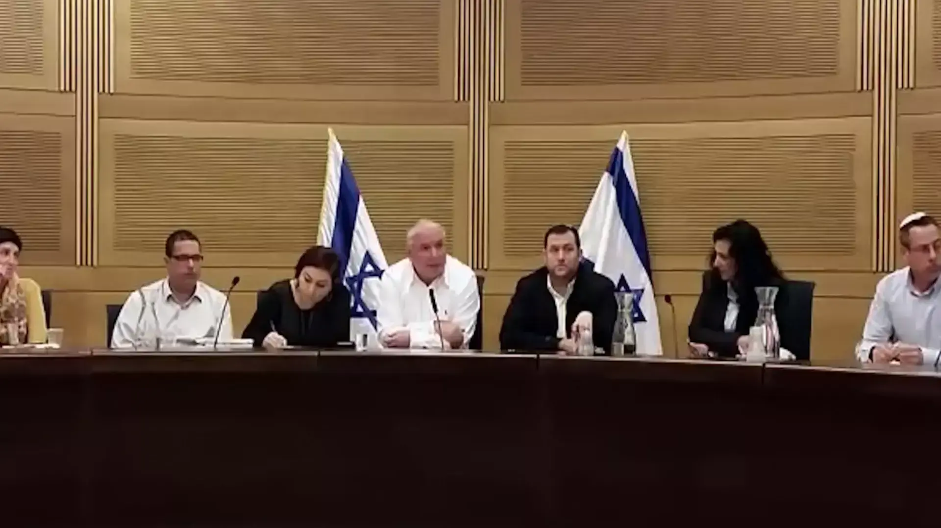 ועדת הפנים והגנת הסביבה דנה בזיהום מי התהום שנגרם מבסיסי צה"ל