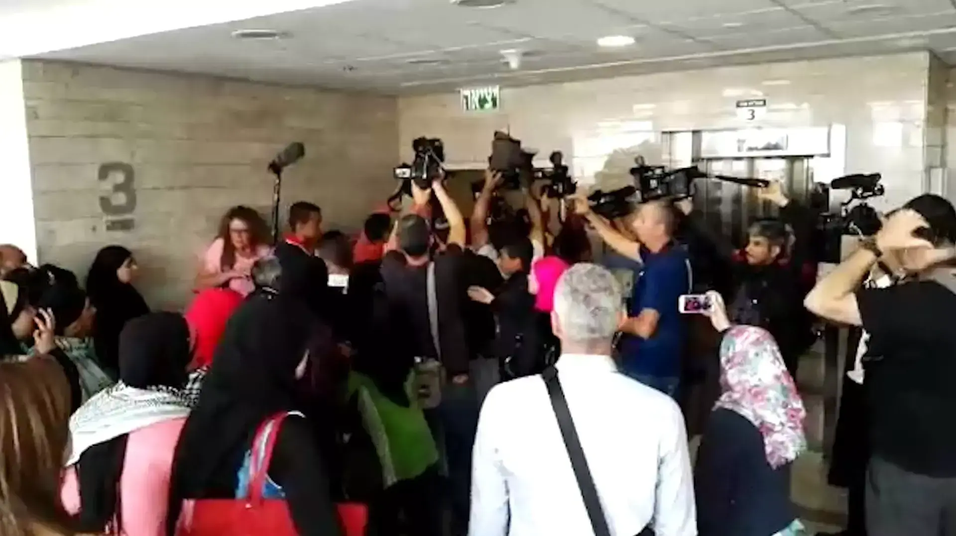 עימות פרץ בין בני משפחת דוואבשה למשפחות הנאשמים בבית המשפט
