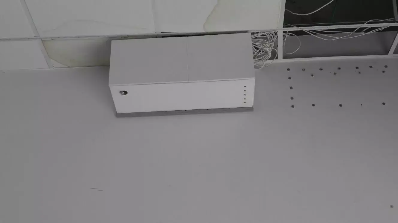 חנות טל-פון בחדרה שאליה ניסו לפרוץ 04 מרץ 2016 חנות טל-פון בחדרה שאליה ניסו לפרוץ 04 מרץ 2016