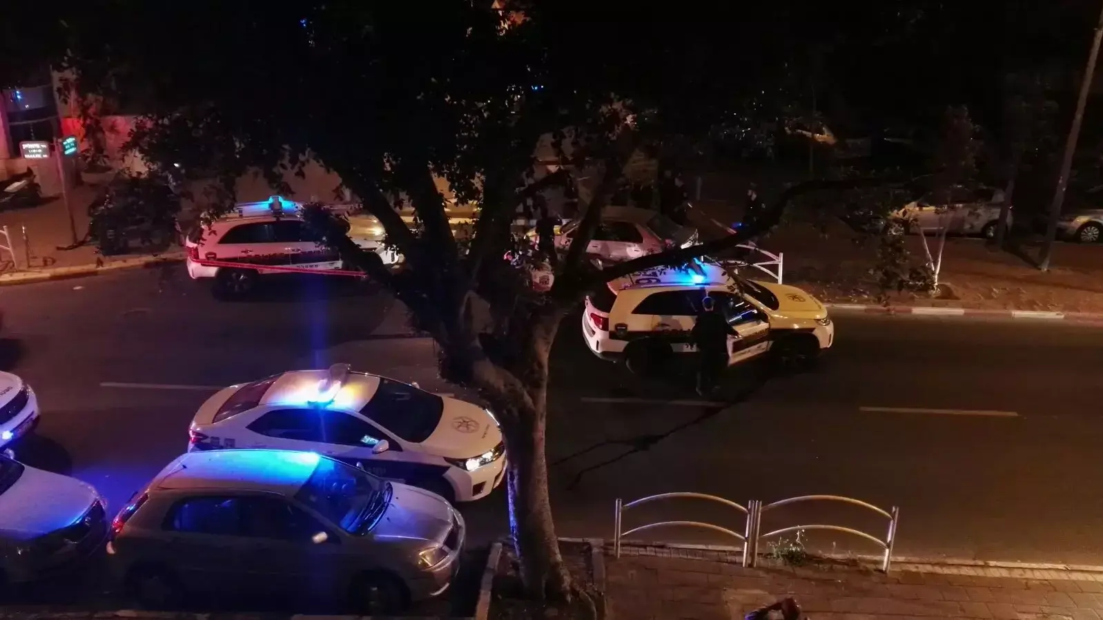 ירי לעבר נהג חשוד במהלך מרדף ברמת גן ירי לעבר נהג חשוד במהלך מרדף ברמת גן