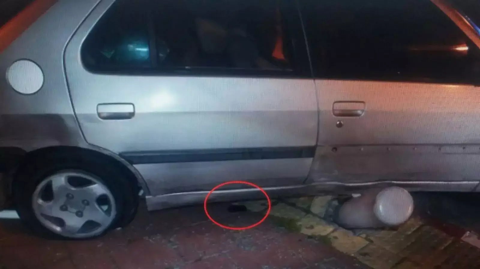 נושא: מרדף לילה של המשטרה אחר רכב נמלט שנגמר ביריות לעבר נהג הרכב, 10 במרץ 2016 נושא: מרדף לילה של המשטרה אחר רכב נמלט שנגמר ביריות לעבר נהג הרכב, 10 במרץ 2016