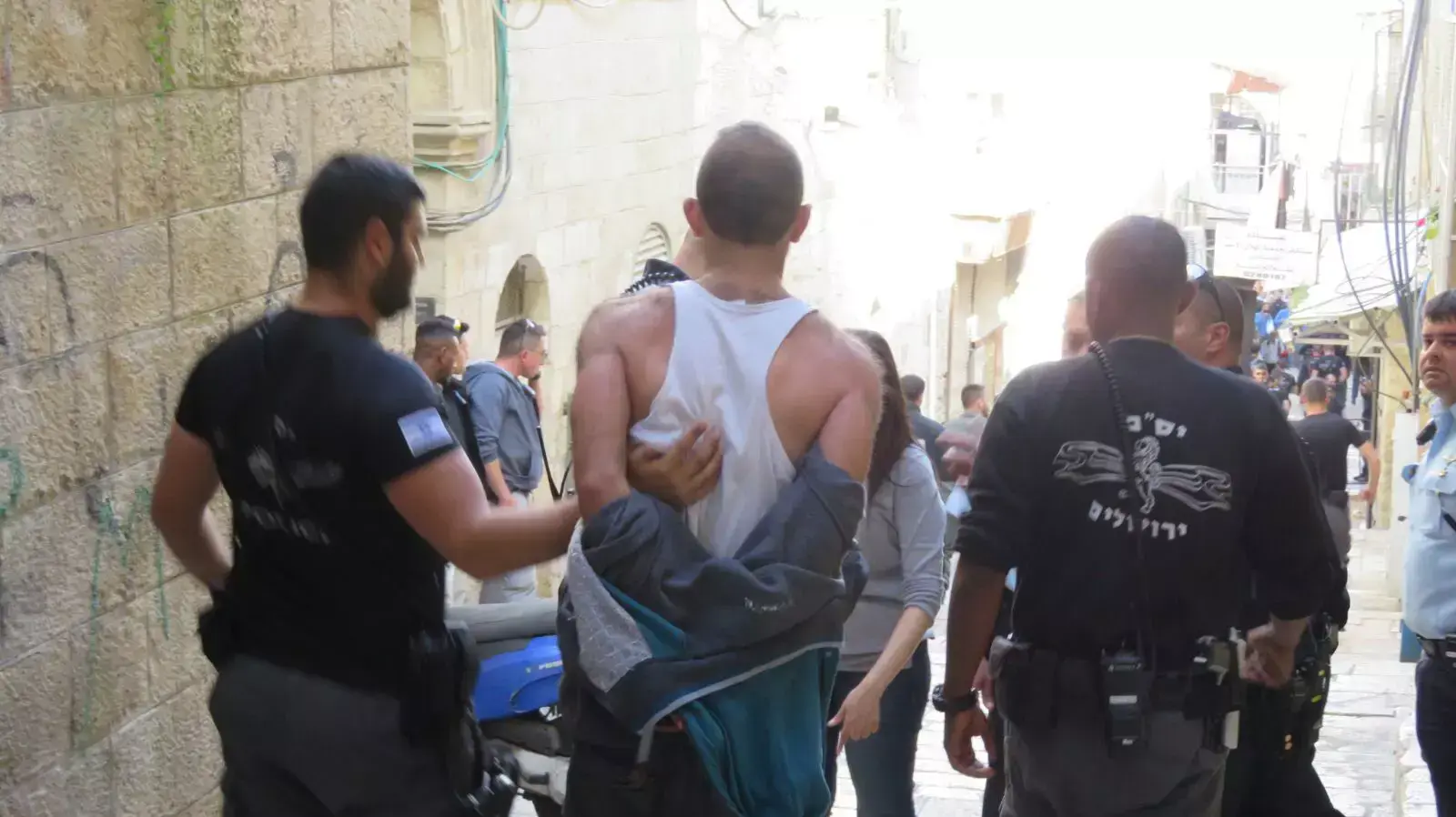 פיגוע דקירה בשער יפו שבירושלים 11 מרץ 2016 פיגוע דקירה בשער יפו שבירושלים 11 מרץ 2016