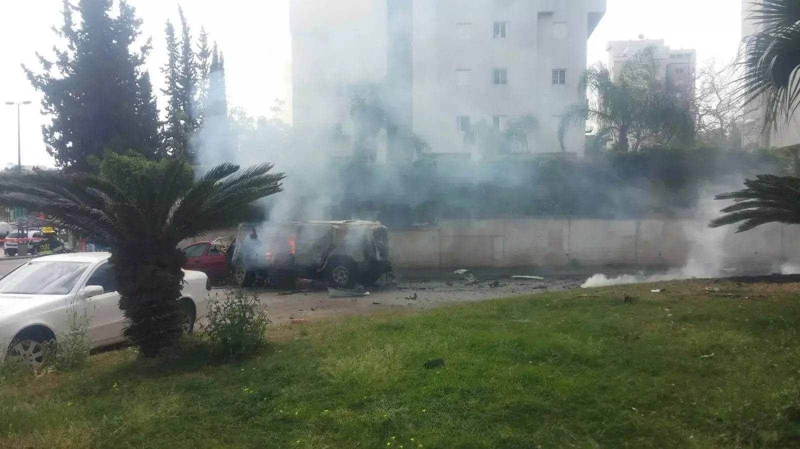 זירת פיצוץ רכב דבורה הנביאה תל אביב זירת פיצוץ רכב דבורה הנביאה תל אביב