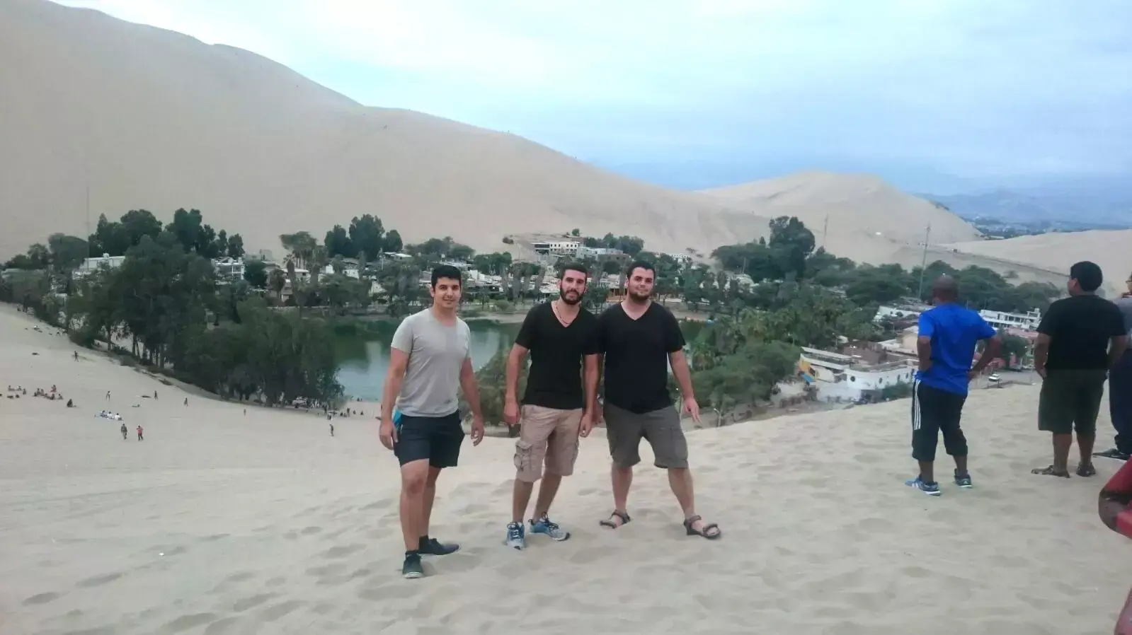 אוראל גואטה בטיולו בדרום אמריקה אוראל גואטה בטיולו בדרום אמריקה