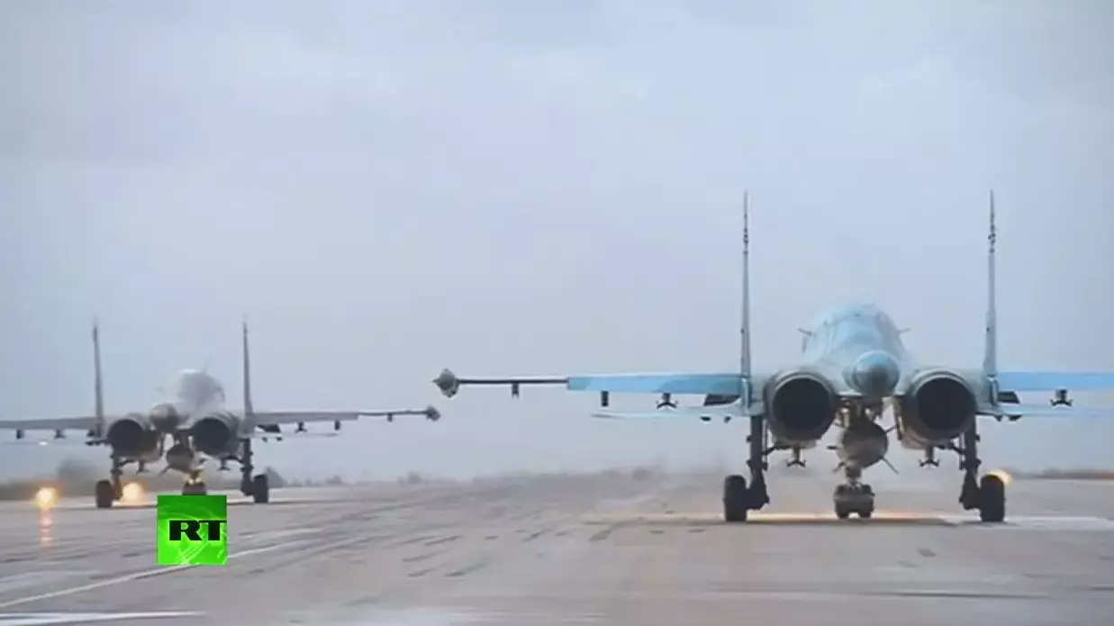 מטוסים רוסים עוזבים את סוריה מטוסים רוסים עוזבים את סוריה