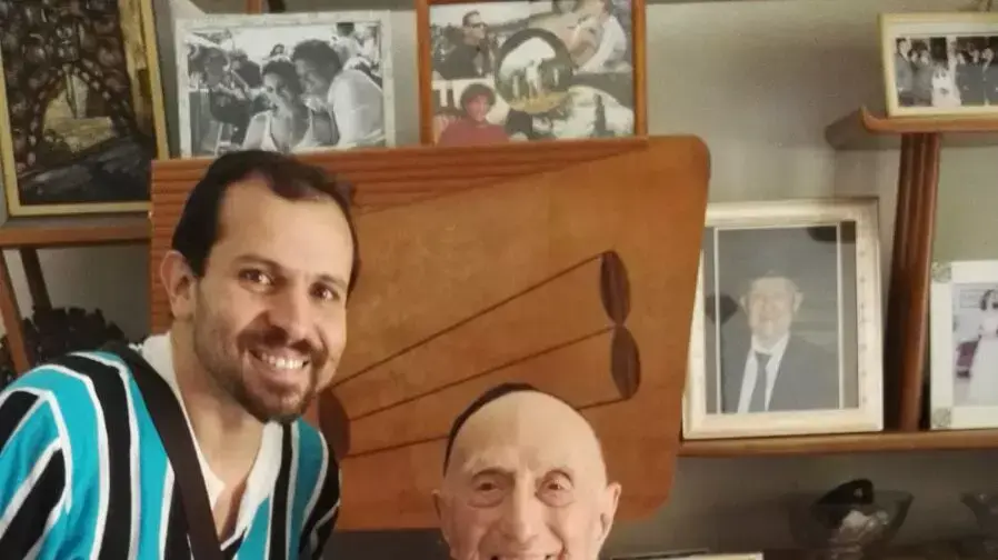 ישראל קרישטל האיש המבוגר ביותר בעולם בן 112 ישראל קרישטל האיש המבוגר ביותר בעולם בן 112