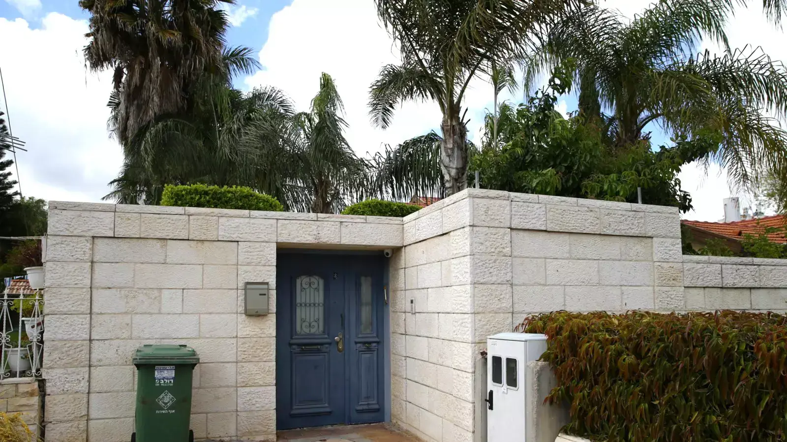 ביתו של משה קצב, קריית מלאכי. ביתו של משה קצב, קריית מלאכי.