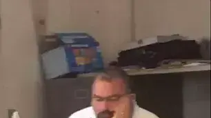 מורה נתפס גולש באתרים