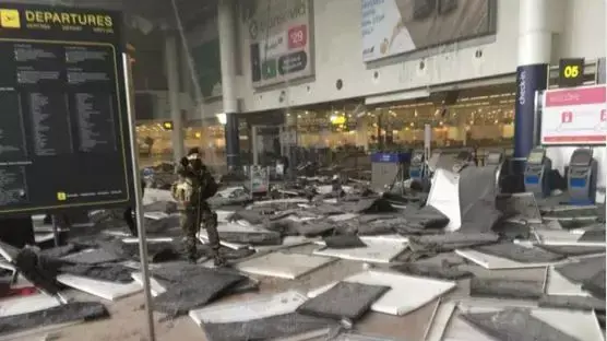 שדה התעופה בבריסל, בלגיה, לאחר הפיצוץ במקום. 22 במרץ 2016