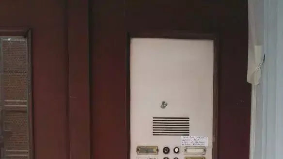 שכונת שארבק בבריסל בה נתפסו אתמול חומרי נפץ ודגל דאעש