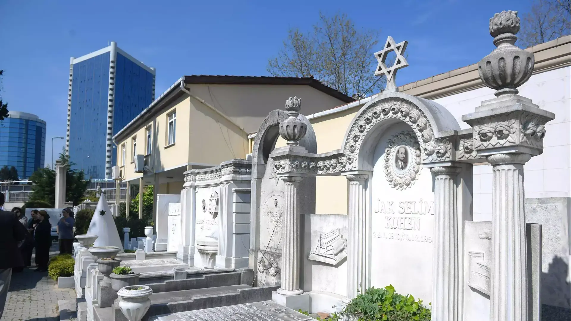 בית הקברות היהודי באינסטנבול, טורקיה. אפריל 2015 בית הקברות היהודי באינסטנבול, טורקיה. אפריל 2015