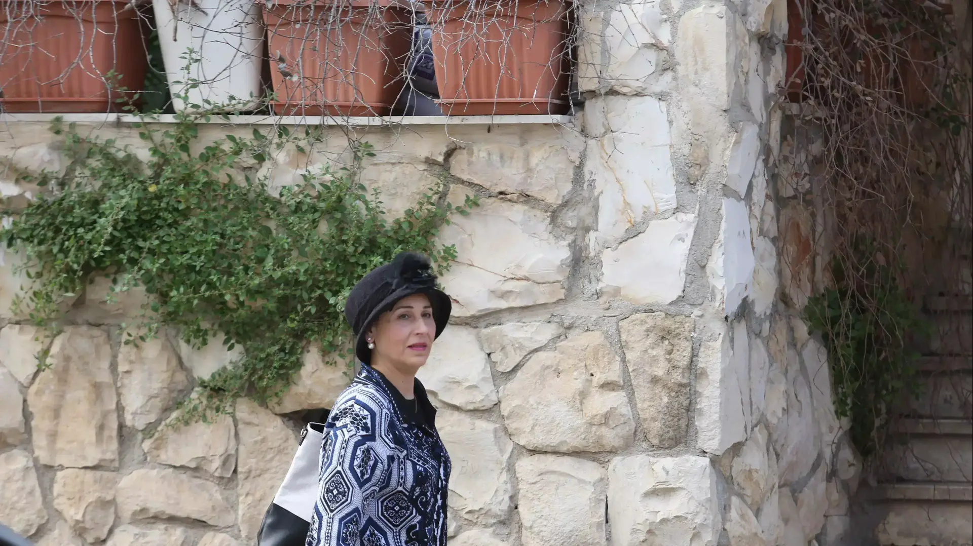 יפה דרעי מחוץ לבית המשפחה יפה דרעי מחוץ לבית המשפחה