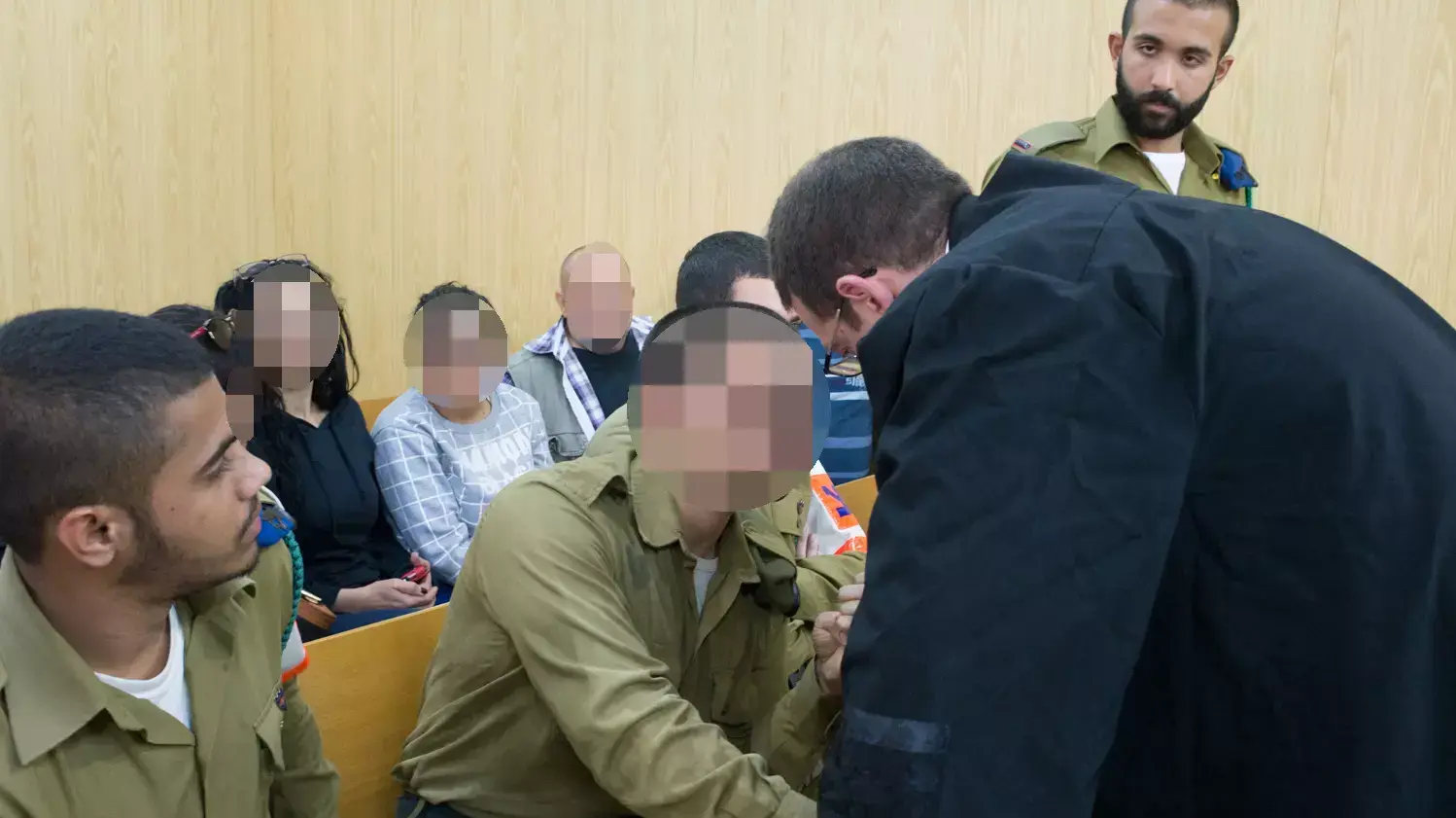 החייל החשוד בירי במחבל בחברון בבית המשפט לערעורים בקריה 1 אפריל 2016